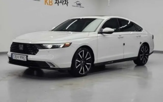 인천부천오토맥스매매단지 매물 사진 14 - 혼다 어코드(11세대) 2.0 하이브리드 투어링 2024년 29,124km